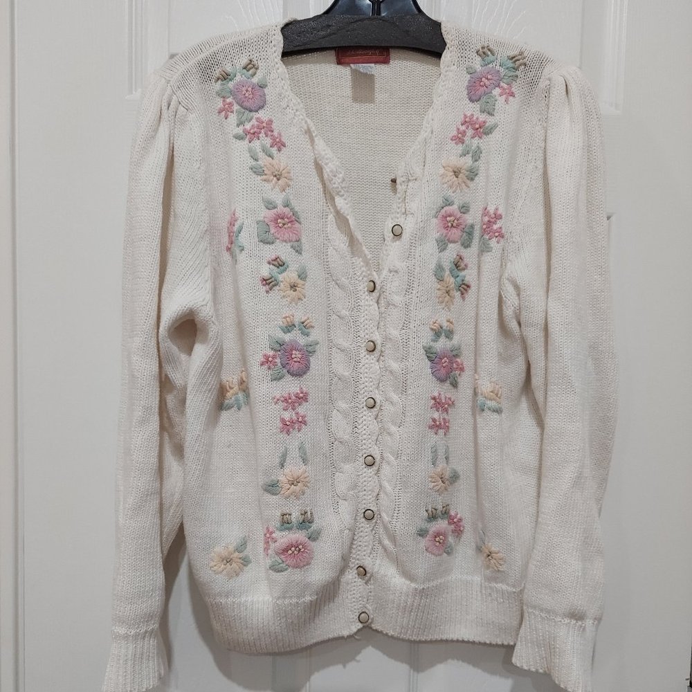 Pastel Floral Embroidered Cardigan with Pearl Buttons and Puff Sleeves Large